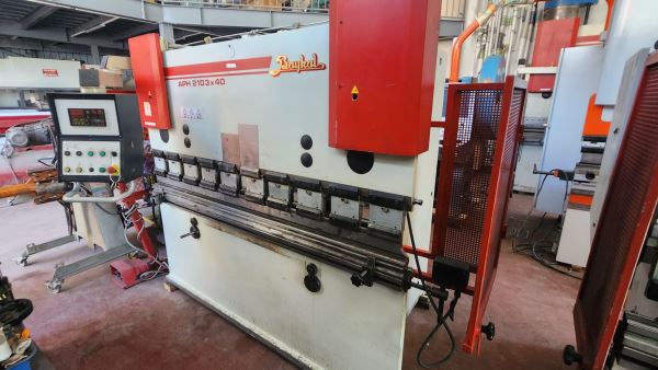 2004 MODEL BAYKAL APH 2100 X 3MM X 40TON NC KONTROLLÜ ABKANT PRES