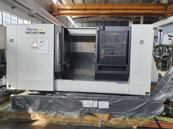 Stokta Hazır Focus FCL 300 Cnc Torna