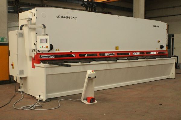 HİLALSAN 6 METRE 6mm CNC AÇI AYARLI GİYOTİN MAKAS