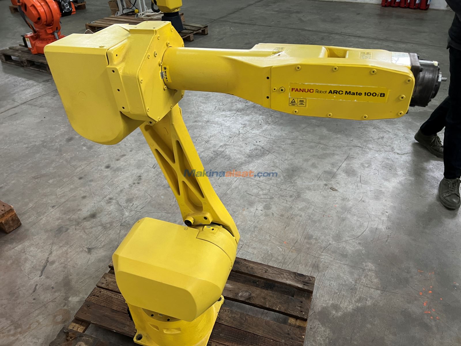 FANUC ARCMATE 100iB Robot