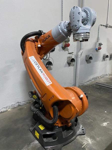 KUKA KRC4 300  R2500 F ULTRA 2013 MODEL ENDÜSTRİYEL ROBOT