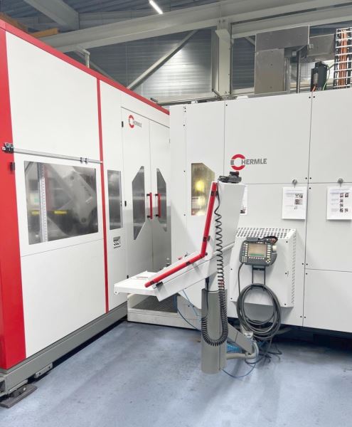 HERMLE C 42 CNC Dik İşlem