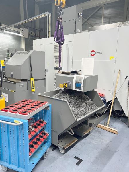 HERMLE C 42 CNC Dik İşlem