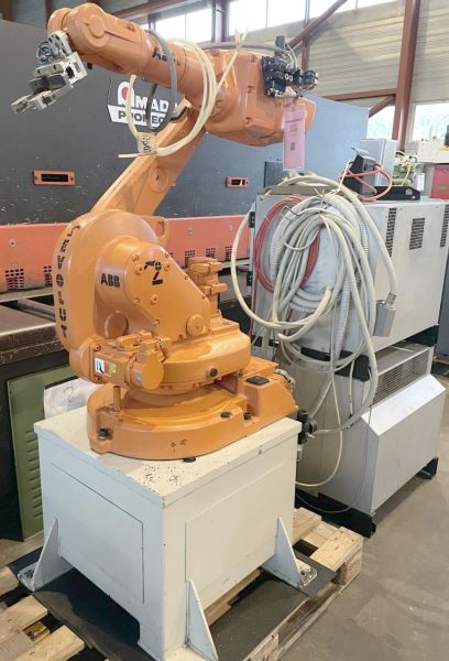 MAZAK IVS 200 M CNC Freze