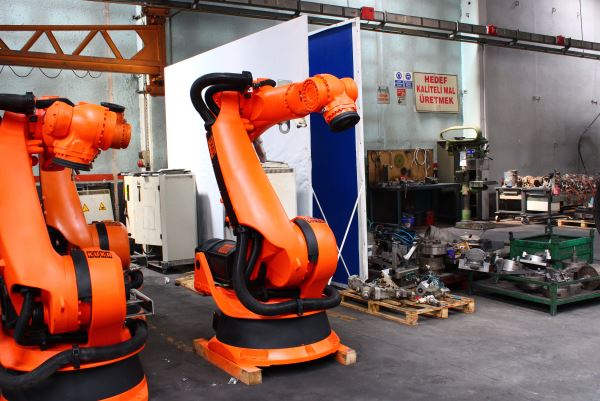 KUKA KRC2 KR 210-2 2000 2012 MODEL ROBOT