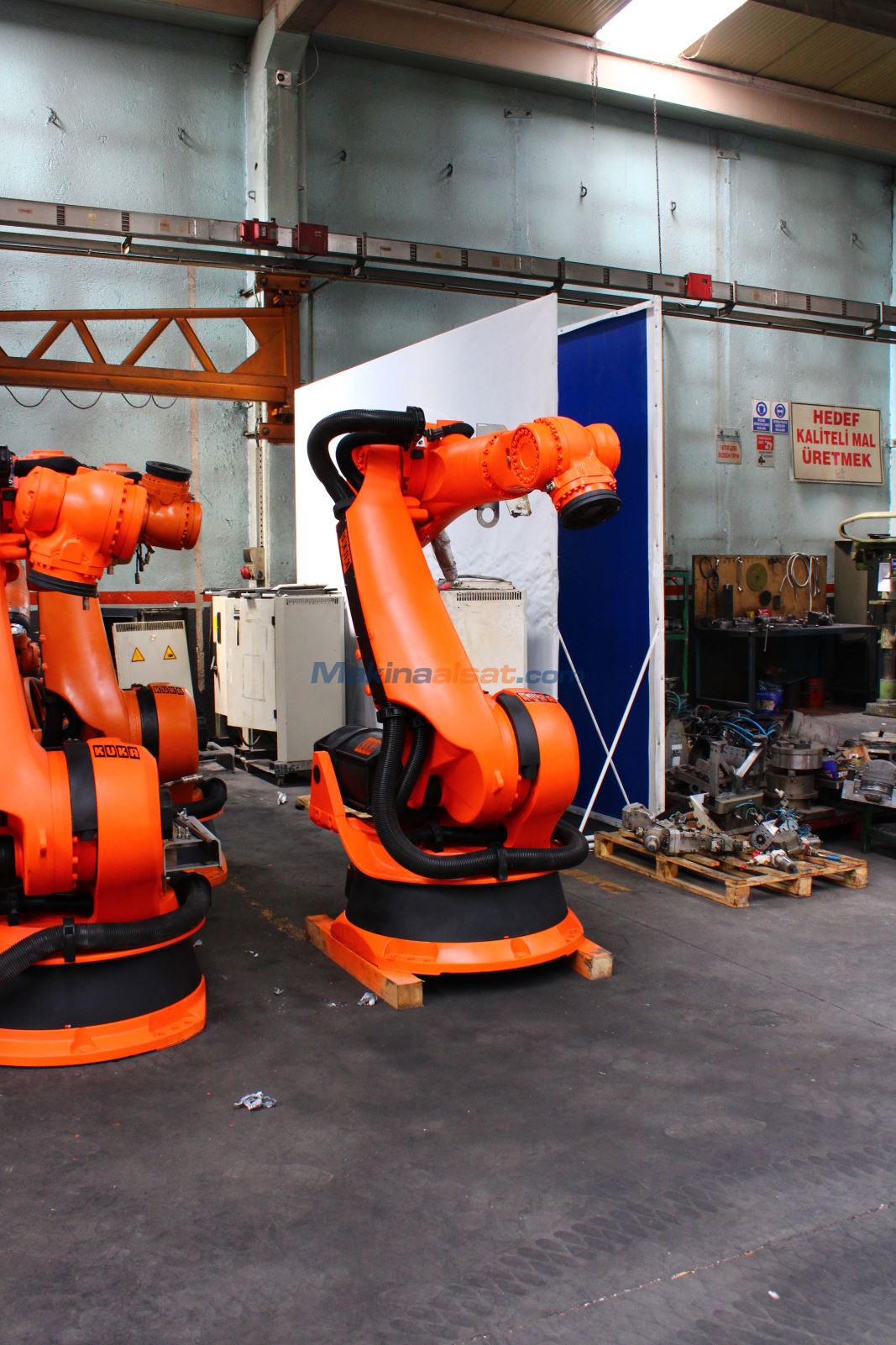 KUKA KRC2 KR 210-2 2000 2012 MODEL ROBOT