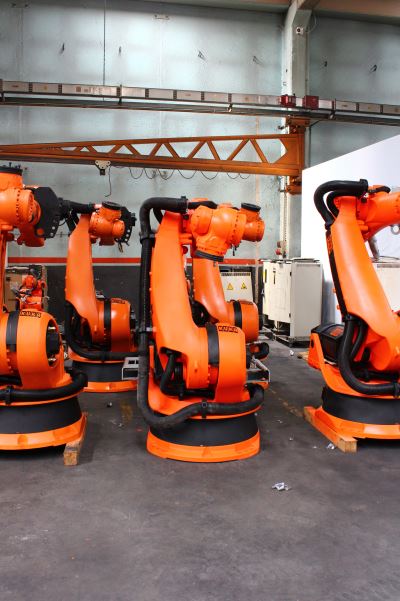 KUKA KRC2 KR 210-2 2000 2012 MODEL ROBOT