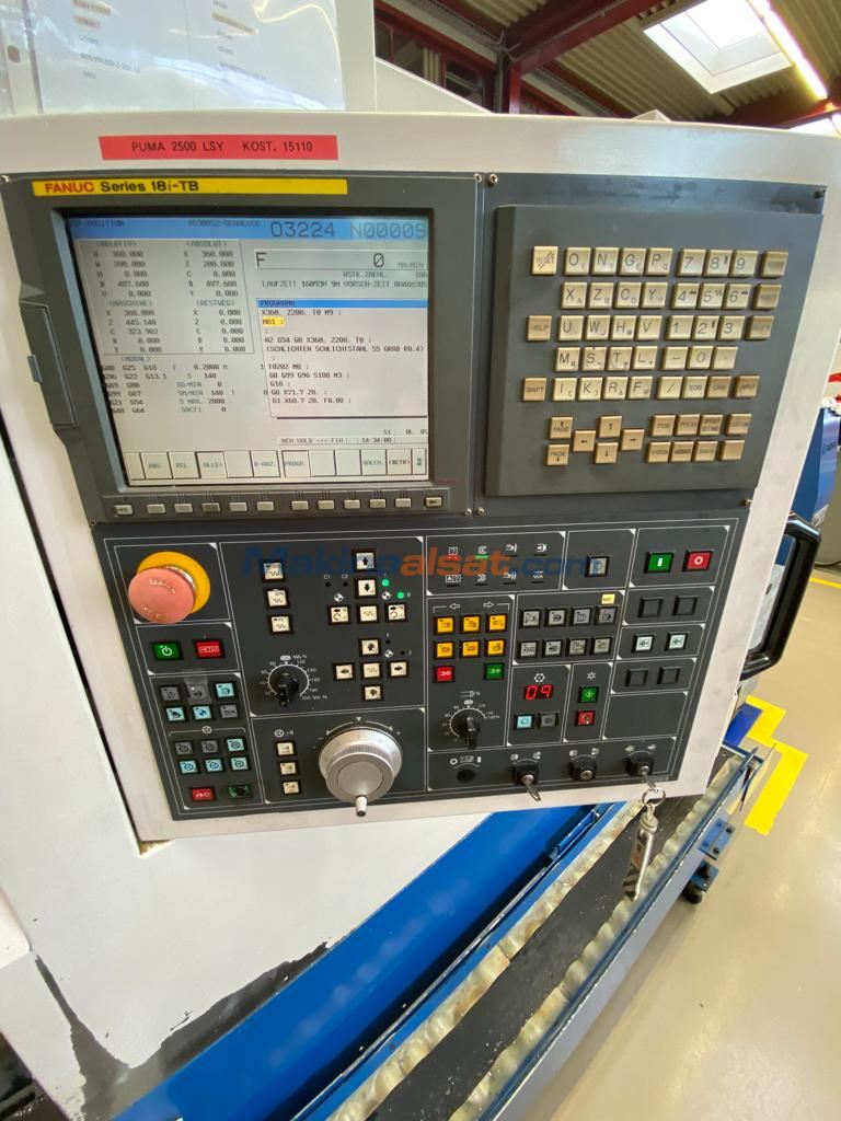 DOOSAN PUMA 2500 LSY 2004 MODEL CNC TORNA