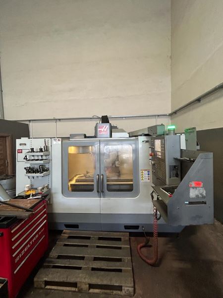 Haas VF 4 CNC Dik İşlem