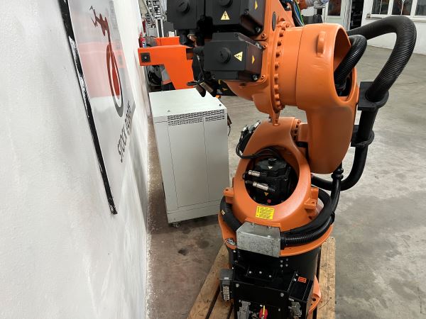 KUKA KR 30 HA KRC4 Robot