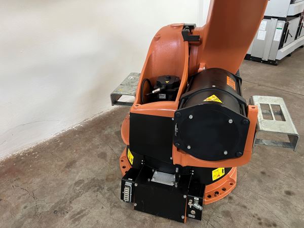 KUKA KR240-2 2000 KRC2 ED05