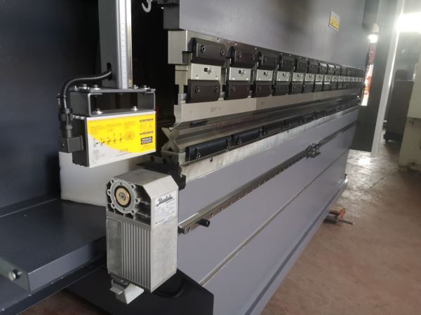 YENİ BAYKAL APHS 3100 x 120T x 6MM CNC HİDROLİK ABKANT PRES