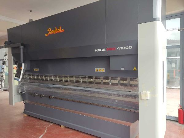 YENI BAYKAL APHS PRO 4100 X 300 Ton CNC HIDROLIK ABKANT PRES