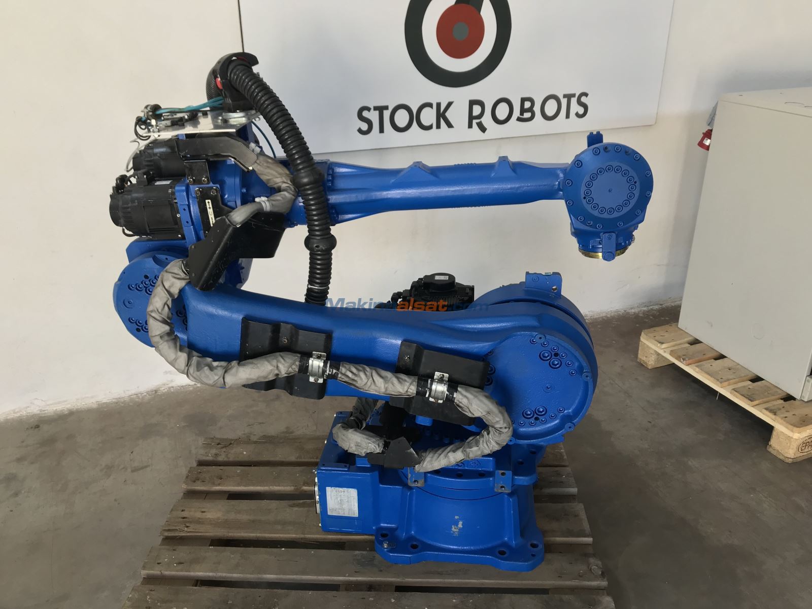 YASKAWA MOTOMAN MH50 Robot