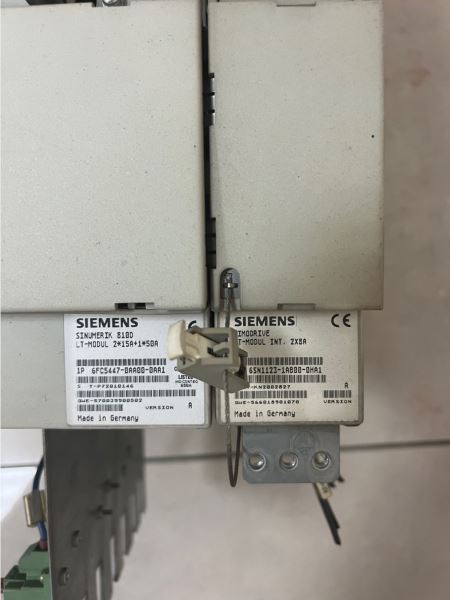 SIEMENS SINUMERIK LT -MODUL 6FC5447-0AA00-0AA1 + 810D CPU CCU3 6FC5410-0AY03-1AA0