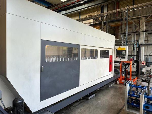 HÜLLER HILLE NBH 230 CNC Yatay işlem