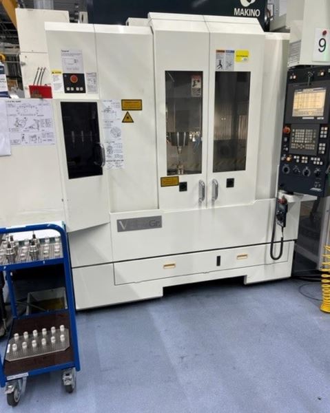 MAKINO V 33i Graphite CNC Dik İşlem