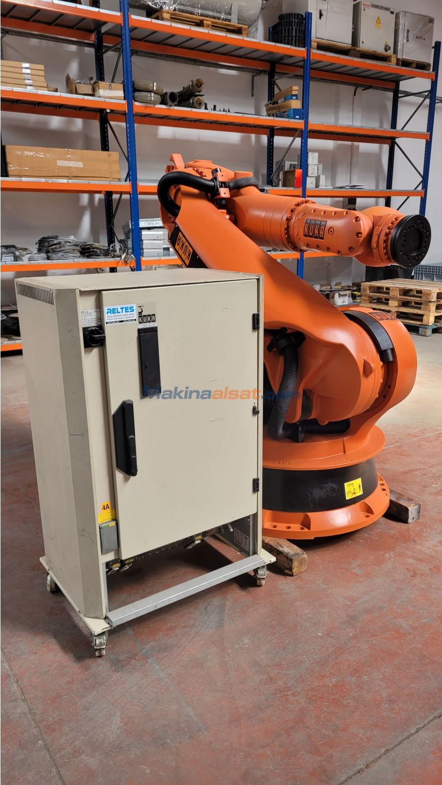 KUKA KR210 R2700 Robot