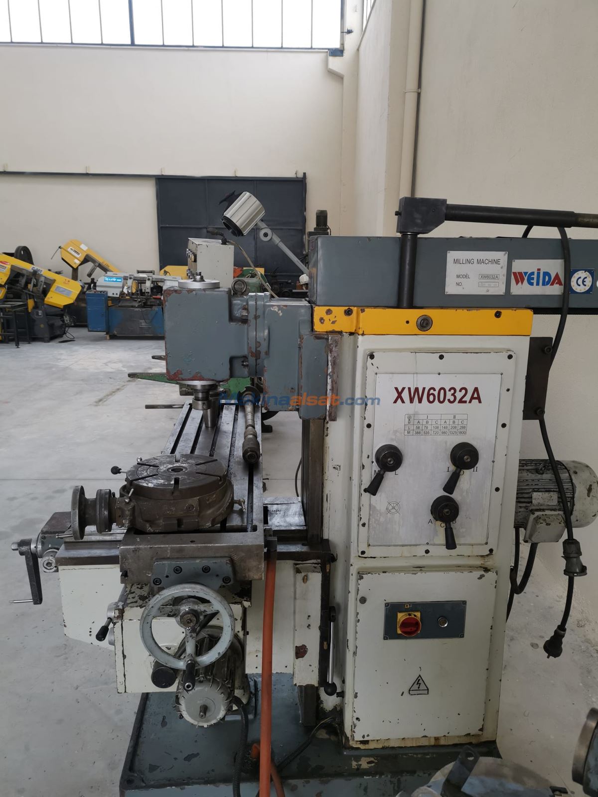 WEİDA MARKA XW6032 A 2005 MODEL ÜNİVERSAL FREZE