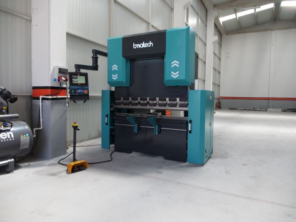 BMATECH CNC 1600 x 60 TONLUK ABKANT