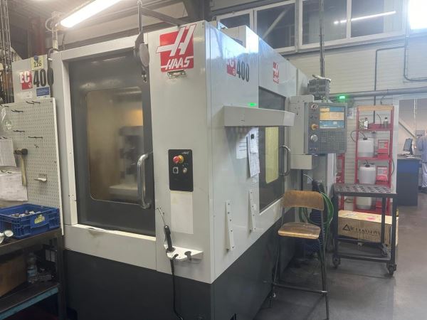 Machining Center (Horizontal) HAAS EC 400