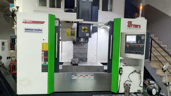 CUTTERS VMC 1160 CNC Dik İşlem