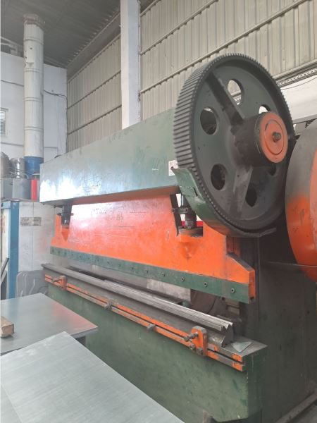 EREL MAKİNA  3 METRE 10 MM TAKIM Abkant Pres