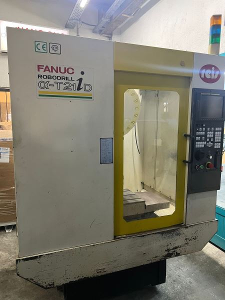 FANUC T-21iD ROBODRİLL 2003 MODEL DİVİZÖRLÜ Tapping Center