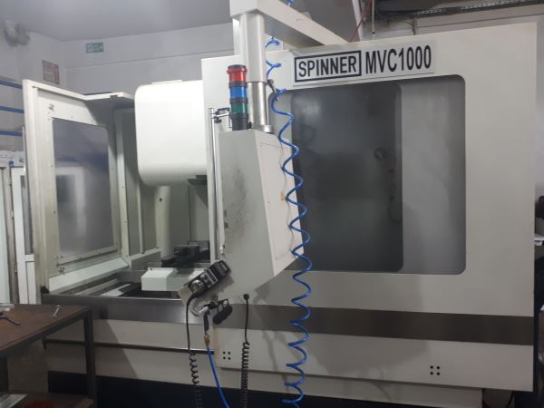 SPINNER 1000 MVC CNC Dik İşlem