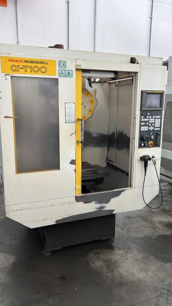 FANUC ROBODRILL ALFA T10C TAPPING CENTER