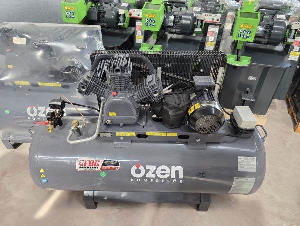 ÖZEN EPC 500 Litre 7,5 HP 3 KAFA PİSTONLU KOMPRESÖR