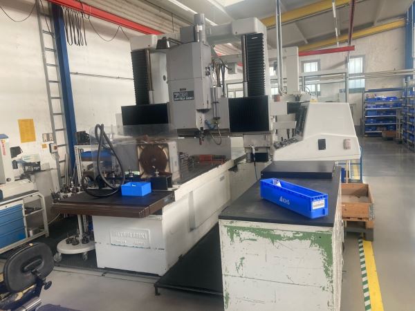 MISTUI SEIKI 7CN Cnc Köprü Tipi İşlem Merkezi