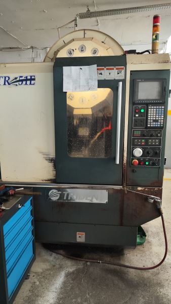 Trident TR 51E Cnc Tapping Center