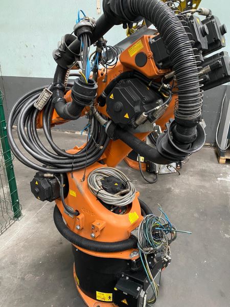 KUKA KRC2 KR 60-3 ROBOT