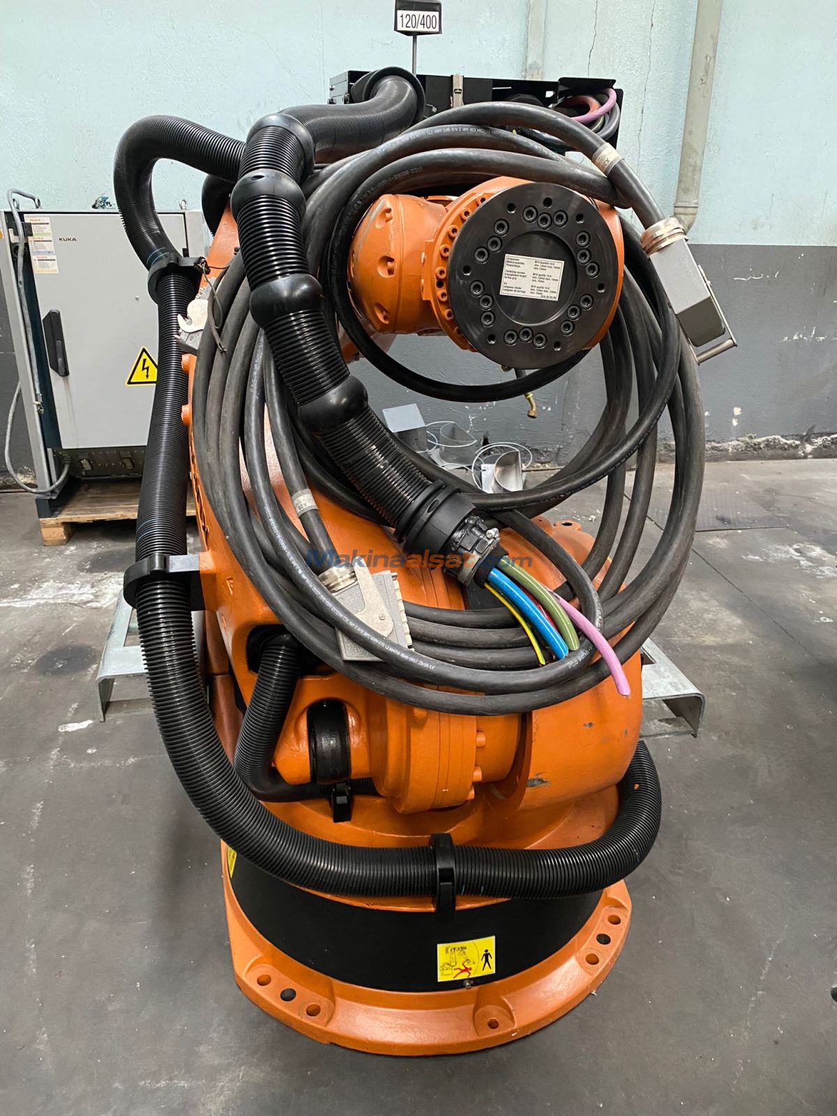 KUKA KRC2 KR 60-3 ROBOT