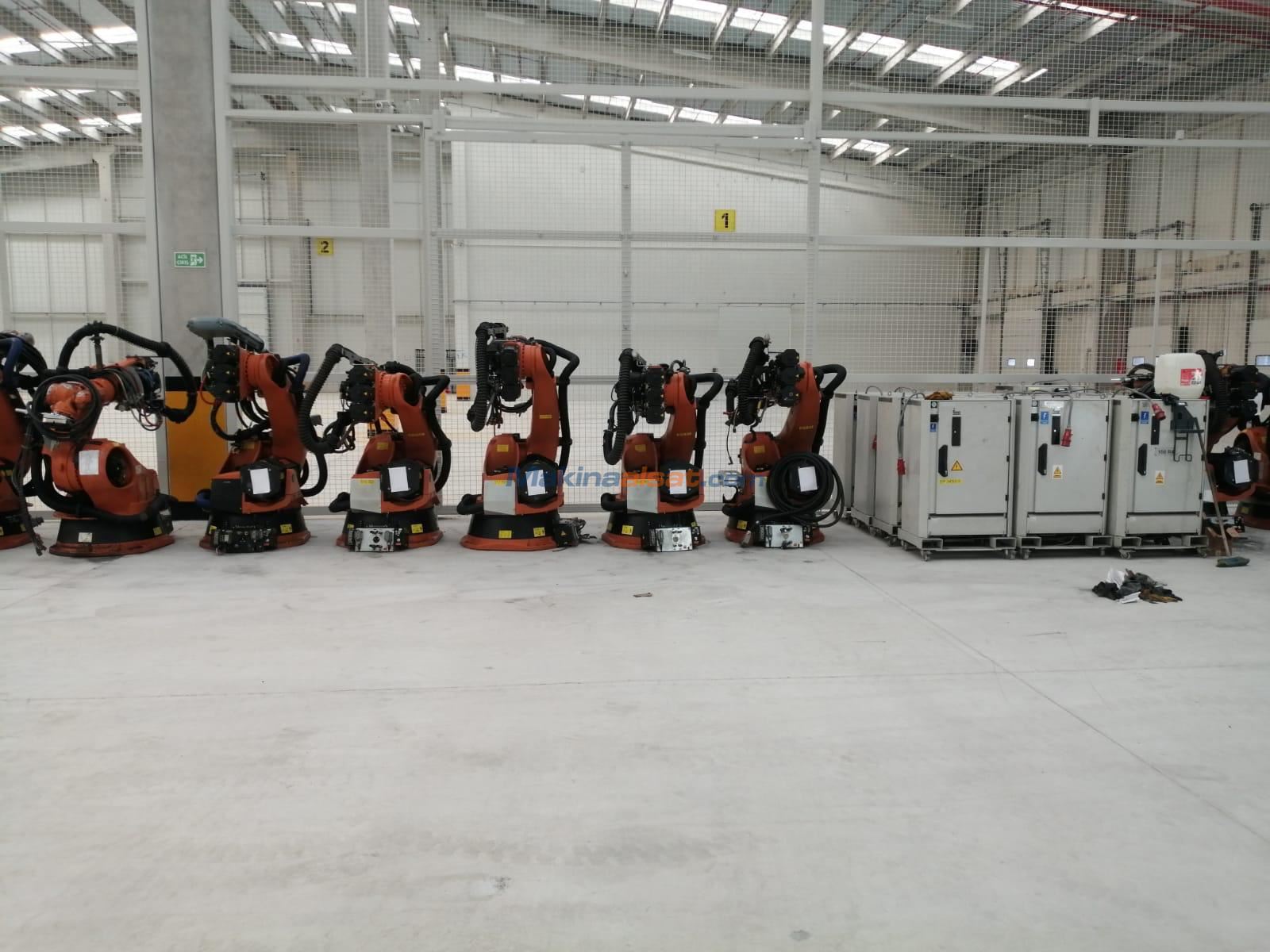 KUKA KRC2 KR 180 ED05 2011 MODEL ROBOT