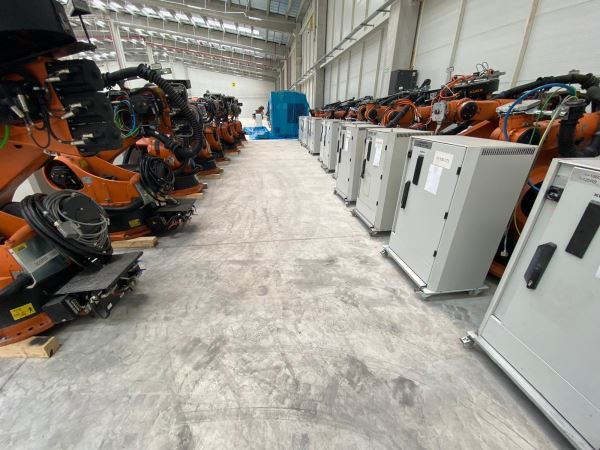 KUKA KRC2 KR 210 L 180-2 2000 2012 MODEL ROBOT