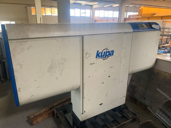 Kupa Bar Feeder